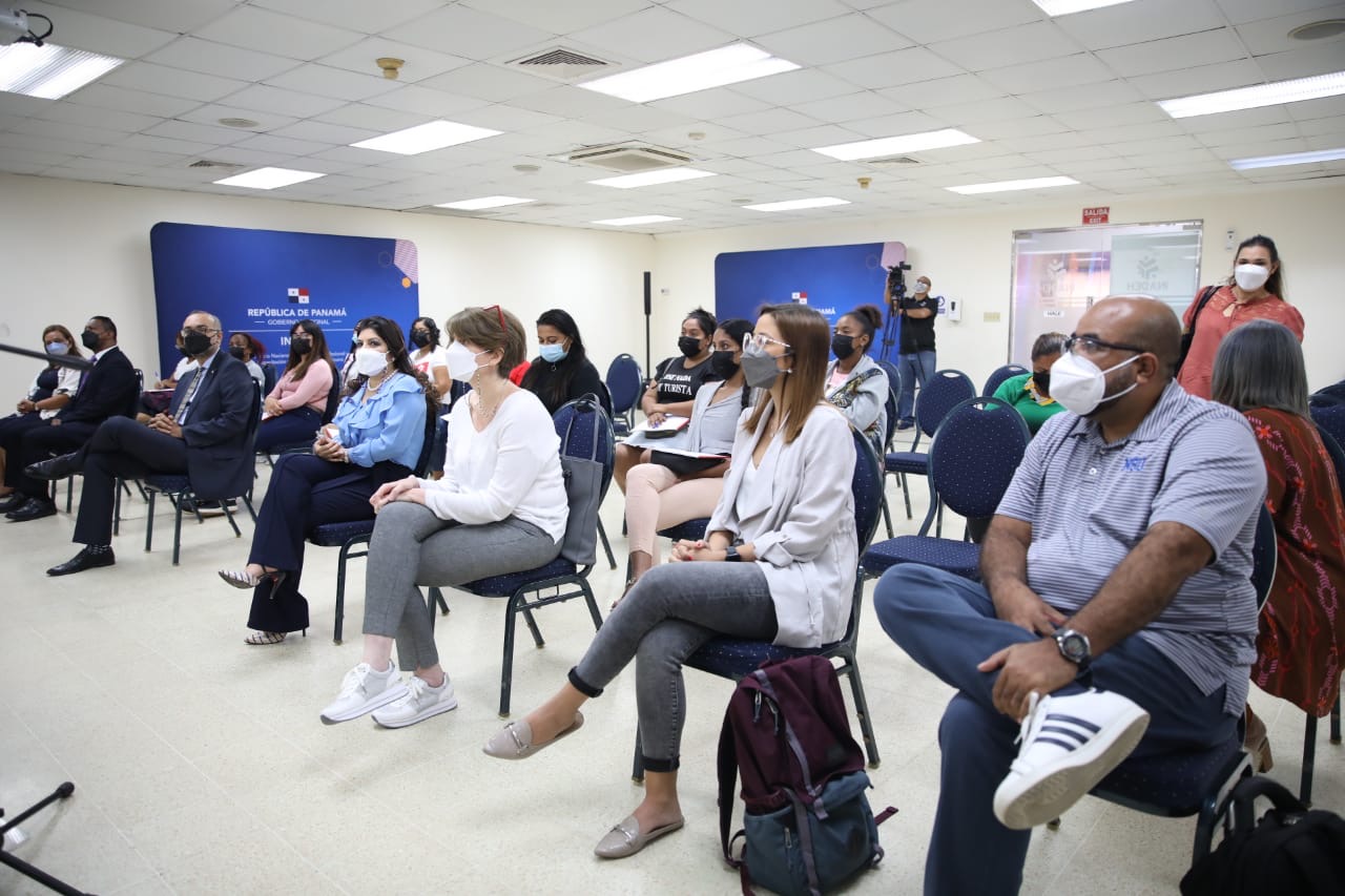 Programa Mujeres Empoderaras cervecería nacional panamá