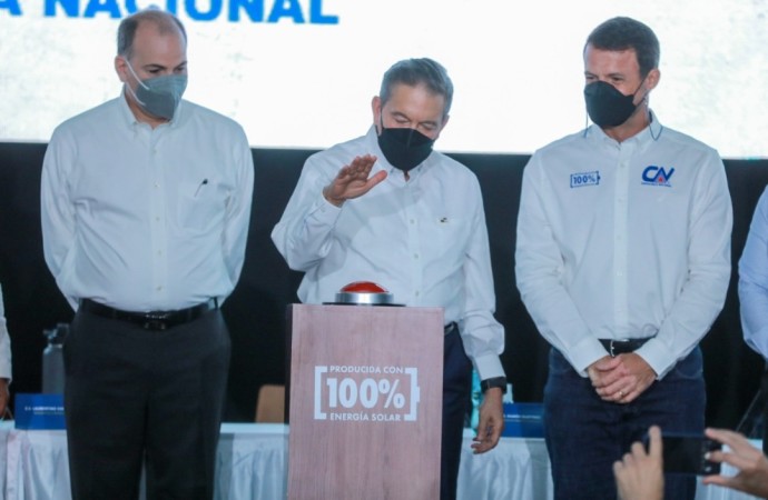 Historia 2021 producción con un sistema de energía 100% renovable Historia 2021 producción con un sistema de energía 100% renovable
