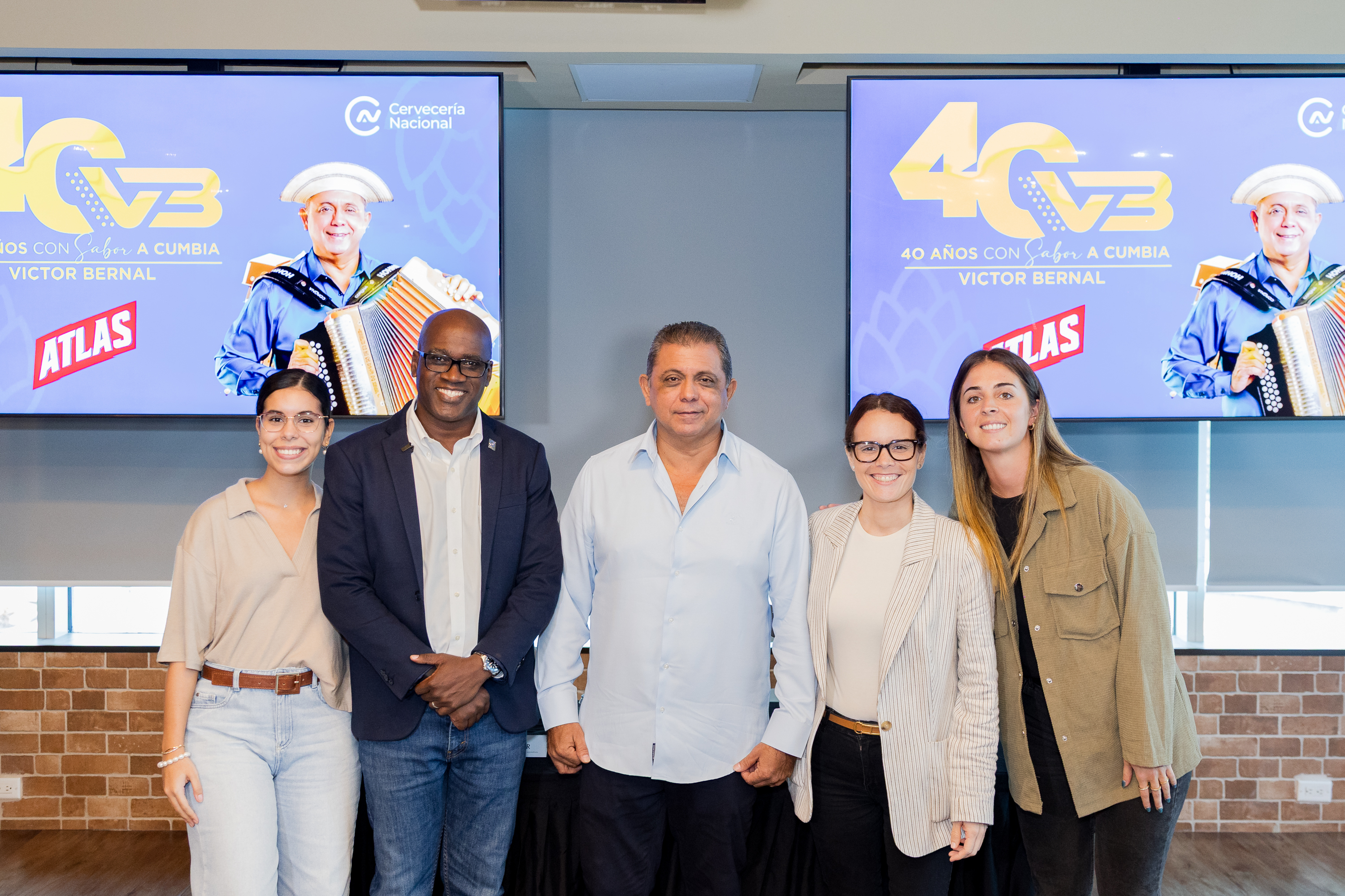 Atlas nos invita a celebrar los 40 años de trayectoria profesional de Victor Bernal cervecería nacional panamá Atlas nos invita a celebrar los 40 años de trayectoria profesional de Victor Bernal cervecería nacional panamá