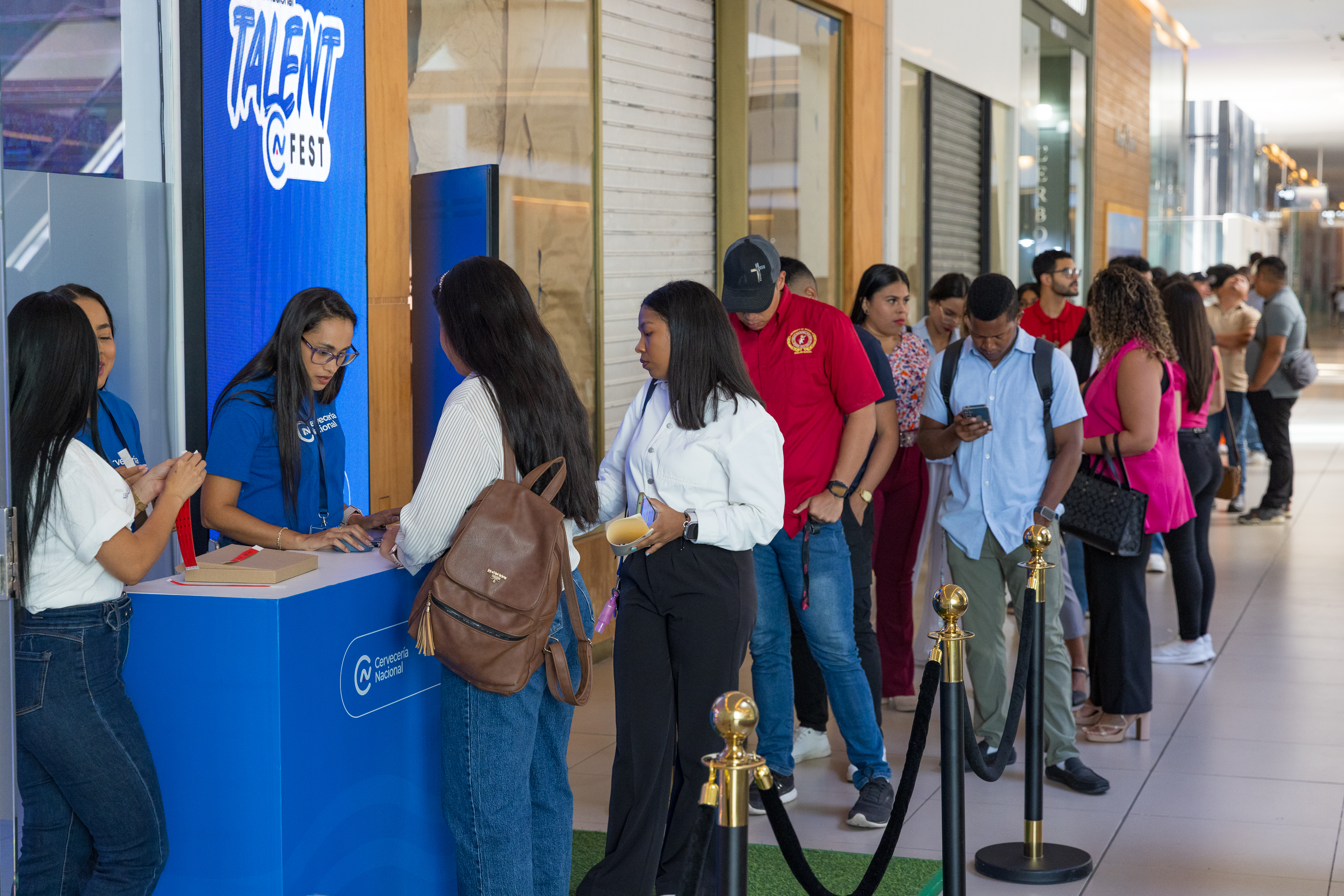 Jóvenes asistieron a nuestro Talent Fest para conocer de primera mano a la empresa cervecería nacional panamá