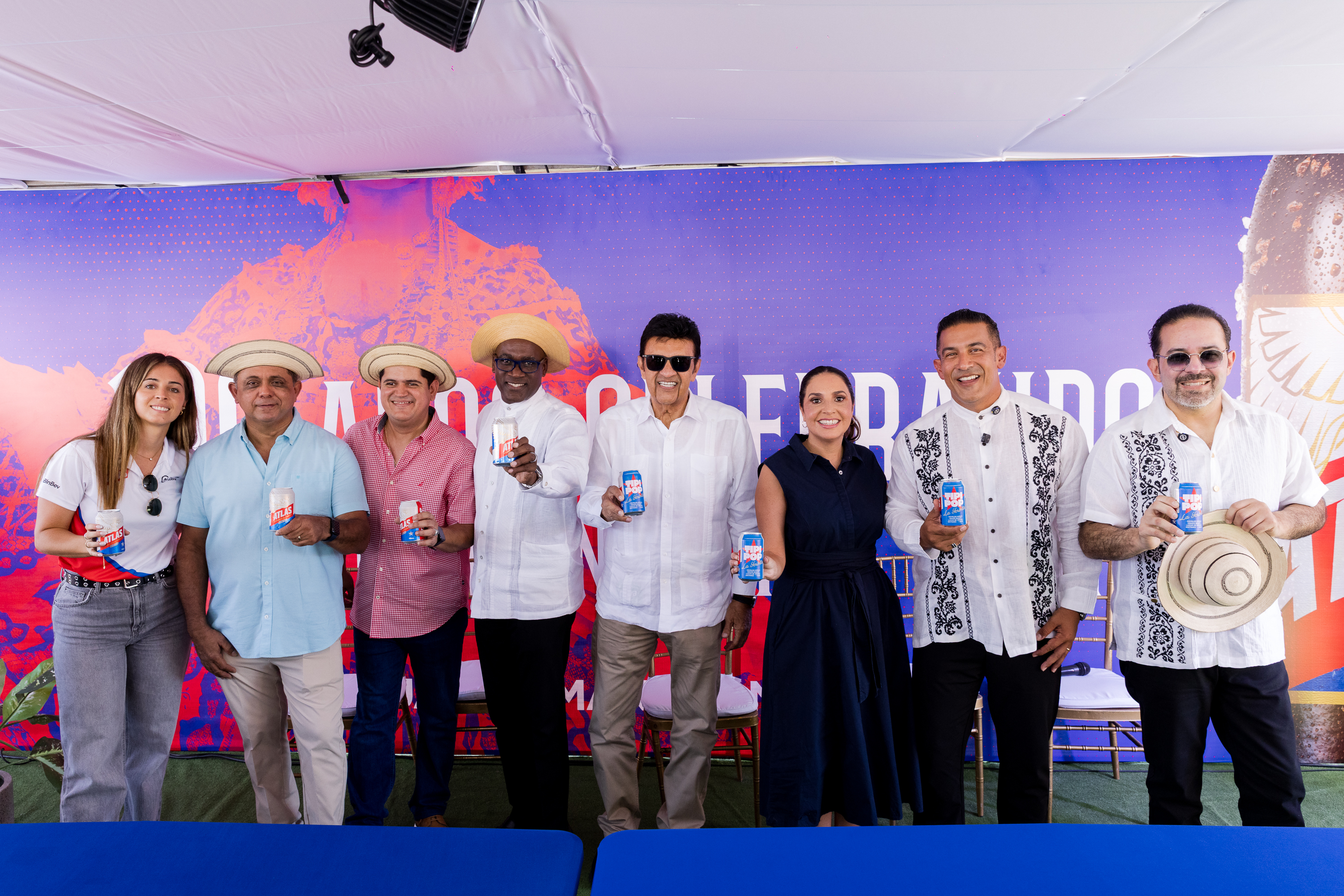 Cerveza Atlas da inicio a sus 100 años de celebración homenajeando la tradición en el Desfile de las Mil Polleras  cervecería nacional panamá